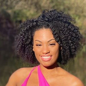 Meet your Posher, Jaz-ne’cole